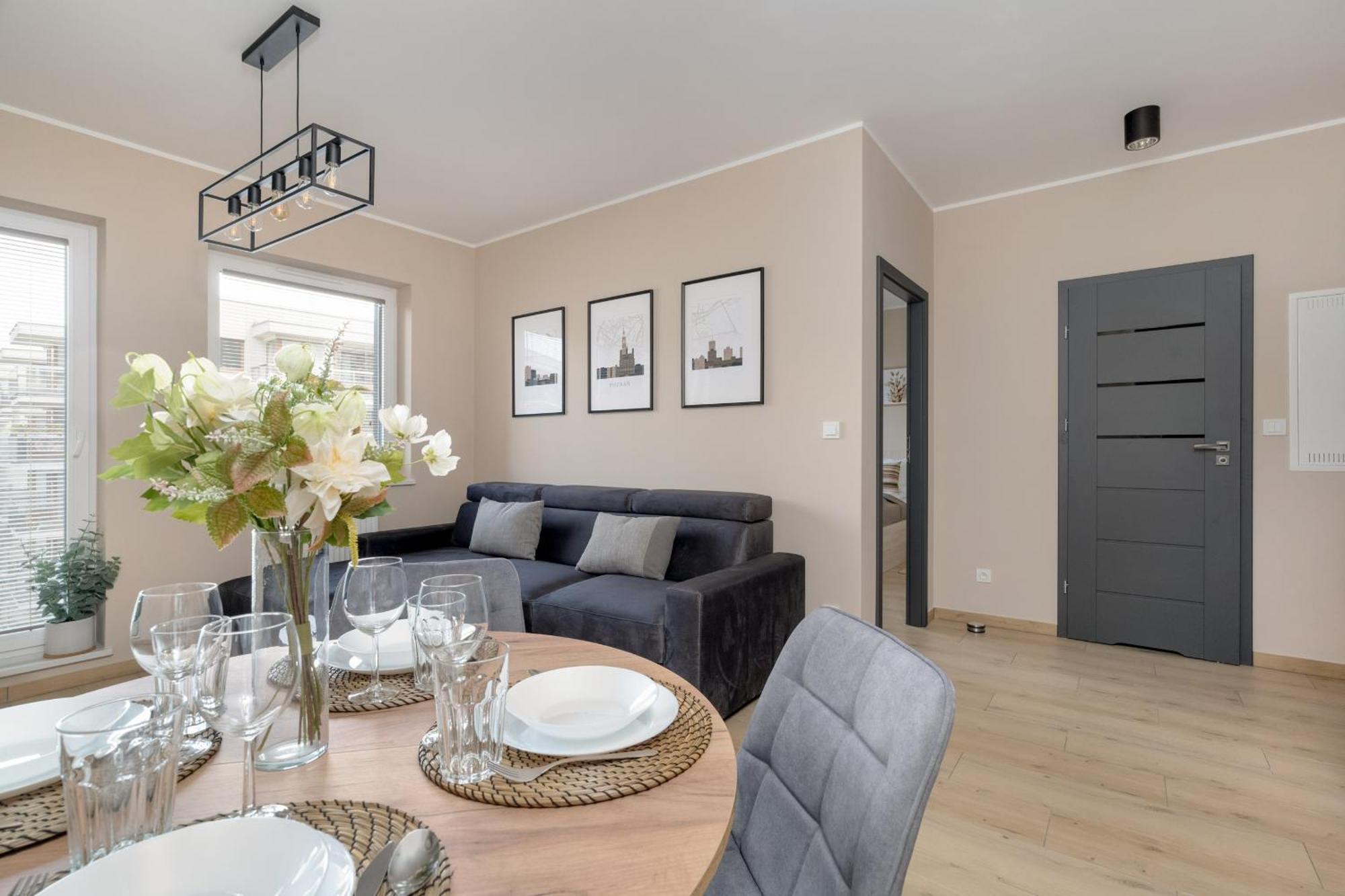 Cosy And Bright Apartment With Parking In Poznan By Noclegi Renters Ngoại thất bức ảnh