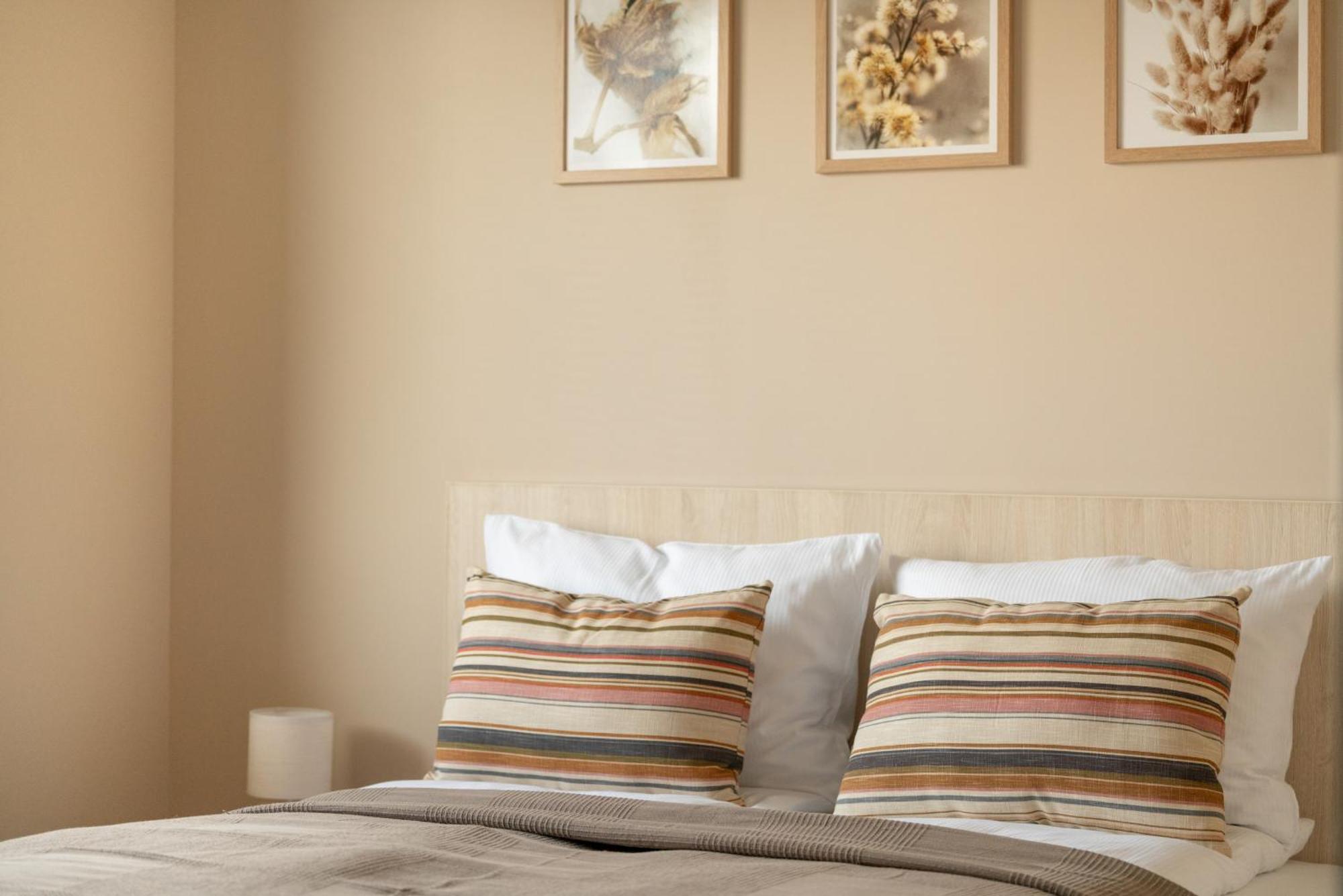 Cosy And Bright Apartment With Parking In Poznan By Noclegi Renters Ngoại thất bức ảnh